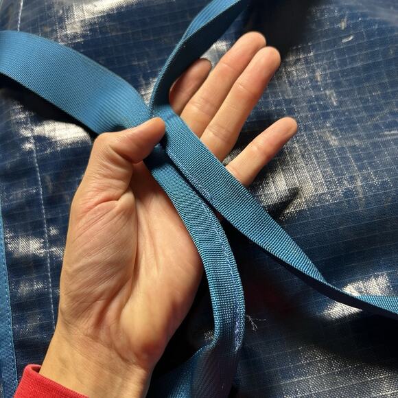 Patagonia Black Hole Wheeled Duffel Bag 70L Big Sur Blue Discontinued Gloss - Picture 9 of 16